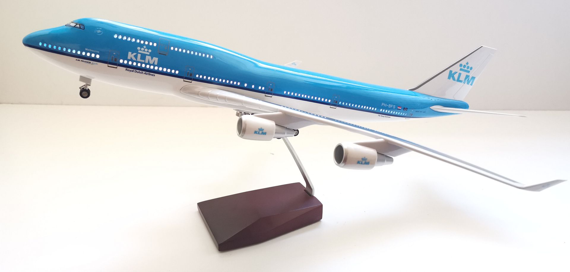 ANA Official Precision Model - JA788A (NH20067) - DA.C